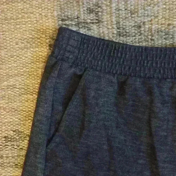 Grey Old Navy Sweater Short - Picture 2 of 3